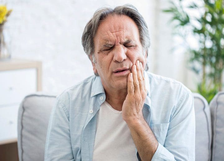8 Methods To Get Rid Of Unbearable Toothache At Night